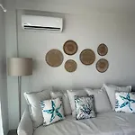 White Apartament *