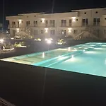 White Apartament